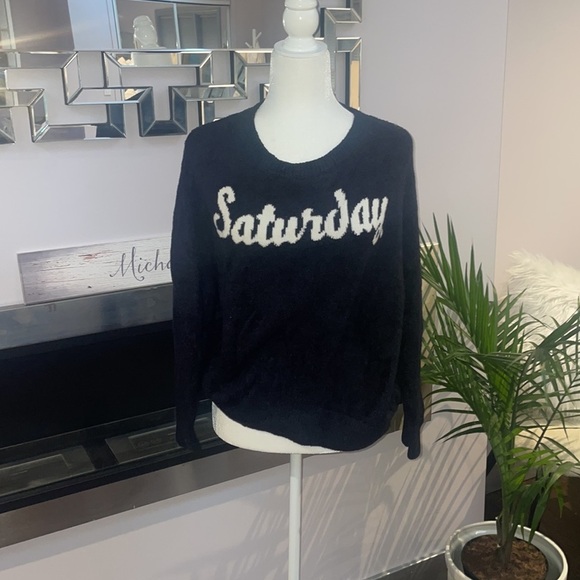 Express Tops - ♡Saturday crew